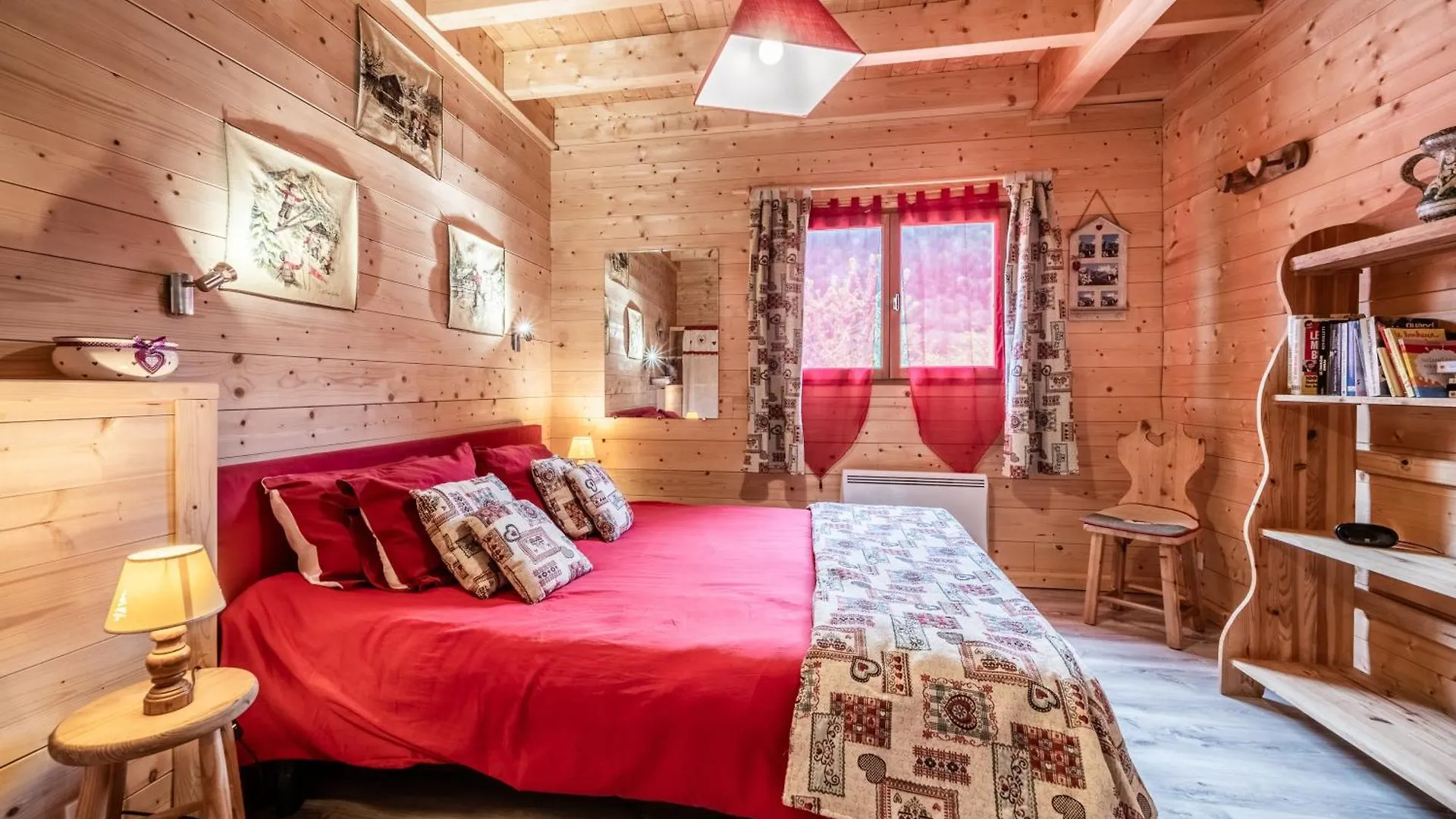 Vacheresse Chalet Esprit Savoyard צרפת